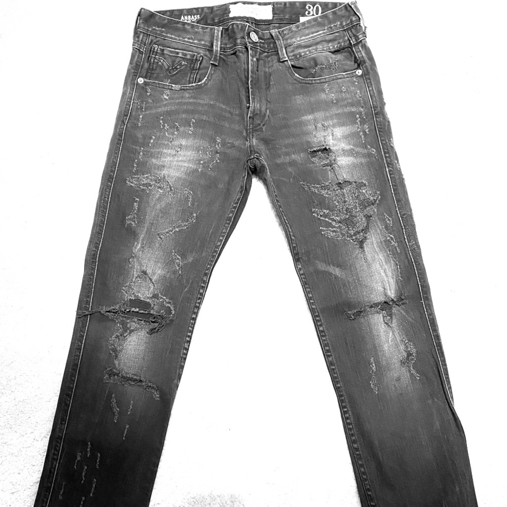Distressed Jeans